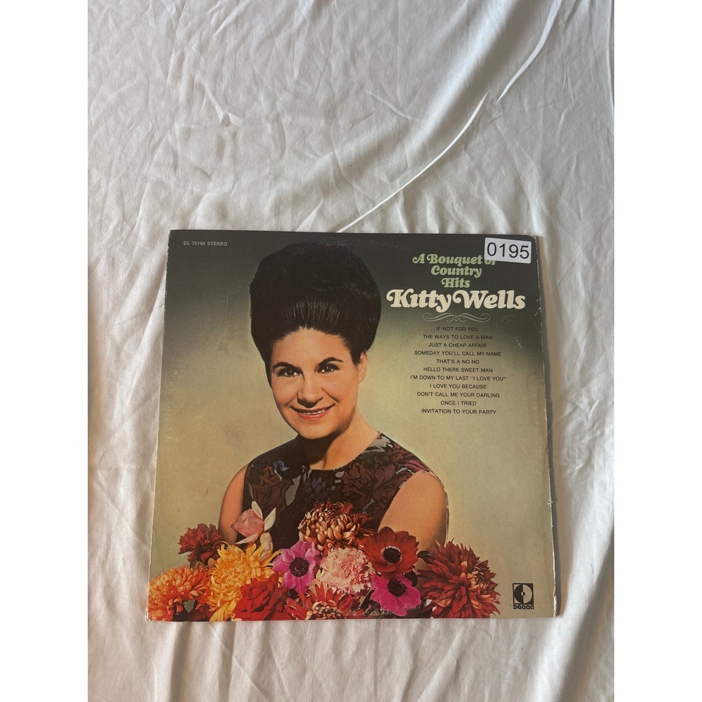 Kitty Wells A Bouquet of Country Hits Vinyl LP 12" Decca DL 75164 Good Stereo